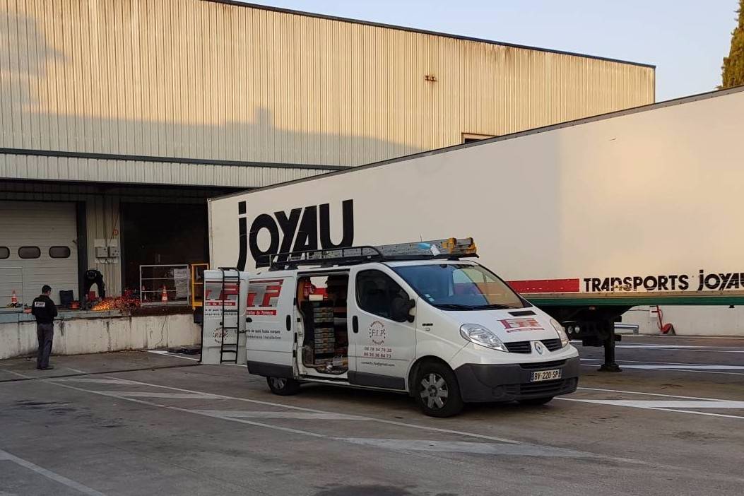 Maintenance et dépannage d'urgence de mini quai avec zone refuge à Géménos Maintenance réglementaire des équipements