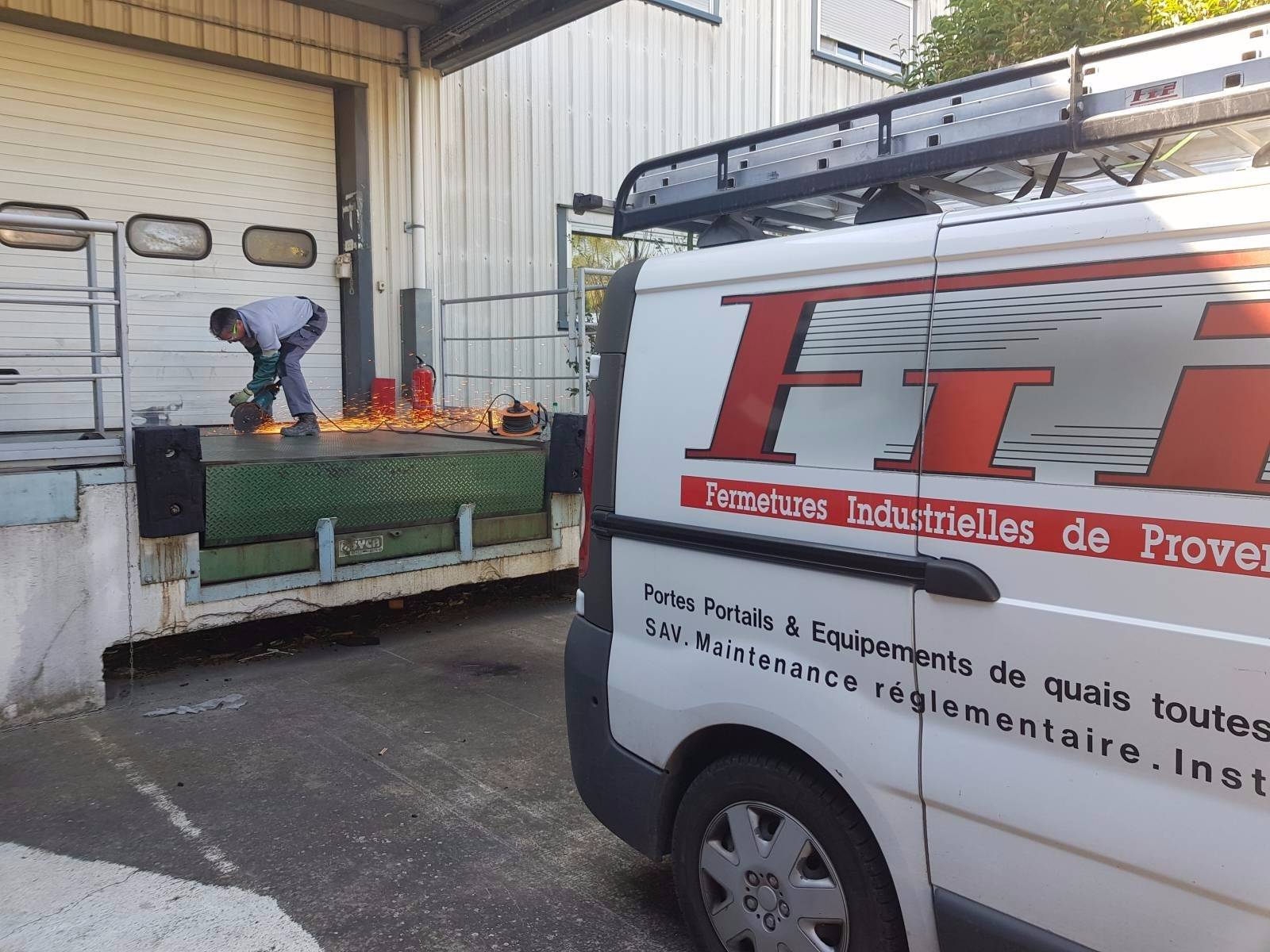 Maintenance et dépannage d'urgence de quai de chargement à Vitrolles Mise en conformité à la directive de la Carsat