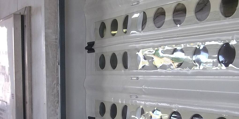 Installation Porte souple rapide Miramas Enduro 5 Trekking Nergeco Miramas structure et mécanismes multicomposite