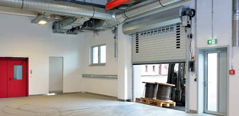 Installation dépannage Rideau à lames DD S6 Rapidité et sécurité grâce au démarrage et à l’arrêt progressifs Vitrolles