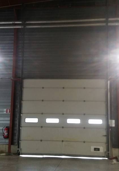 Porte sectionnelle à Salon de Provence