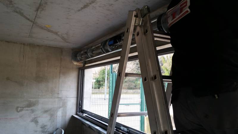 Installation rideau métallique à Miramas