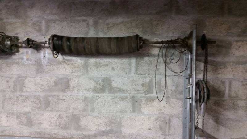 Ressort de porte sectionnelle en dépannage à rognac 13340 bdr