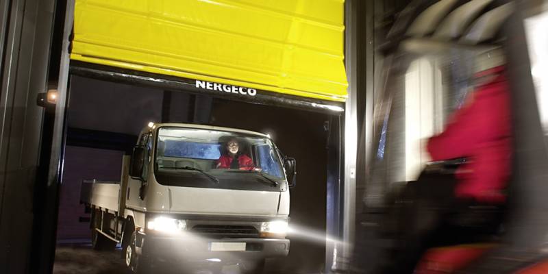 Maintenance Portes souples rapides pour exposition extérieure agressive et process intensifs Nergeco Miramas