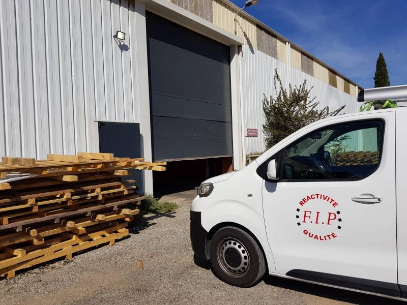 Maintenance des portes souples rapides et la réglementation Aix en Provence