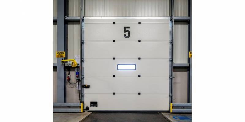 Dépannage en urgence de portes sectionnelles universelles ASSA ABLOY à Aix en Provence