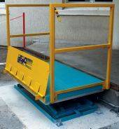 Dépannage urgent de table de chargement élévatrice camion TA SP à Miramas.