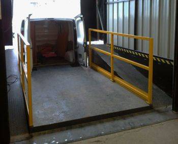 Dépannage urgent de table de chargement élévatrice camion TA SP à Aix en Provence