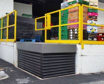 Dépannage urgent de table élévatrice de chargement pour camion type MCT à Avignon